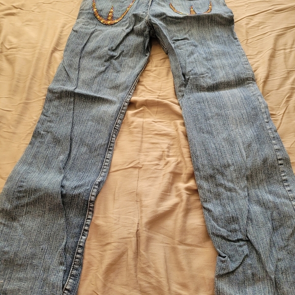 JEANS 👖 - Picture 3 of 7